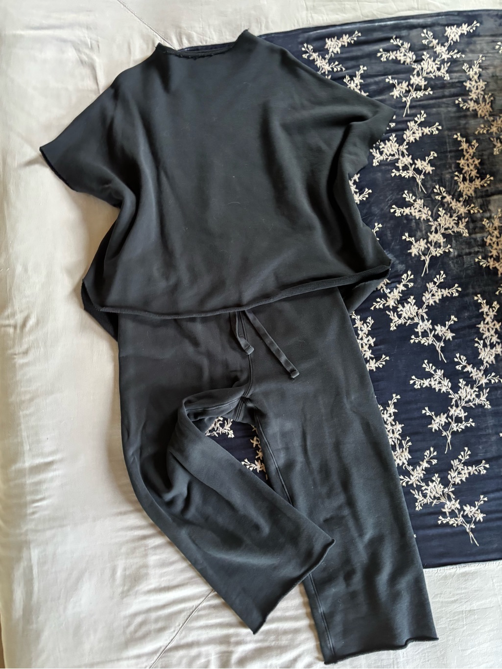 Black Two-Piece Lounge Set - Top & Drawstring Pants